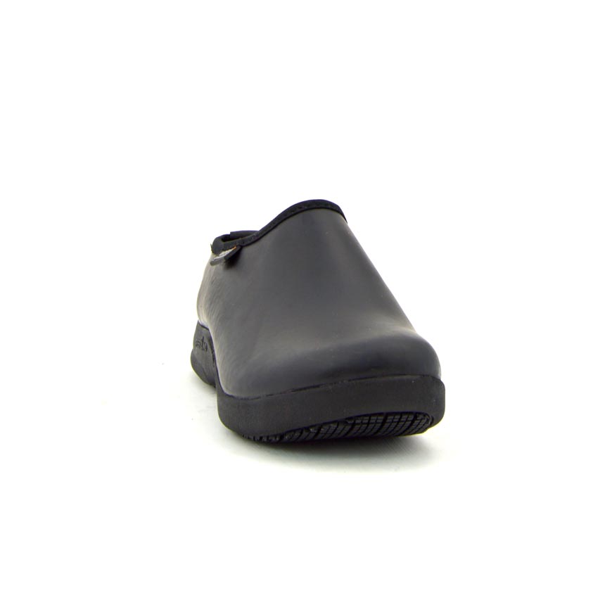 Oliver Solid Black Clog 7 | Wellies Online